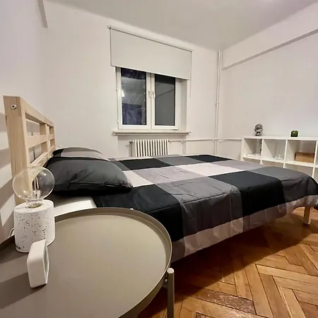 2 Bedrooms In The Heart Of The * Craiova