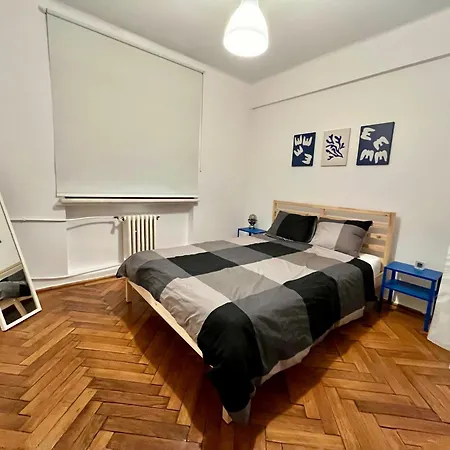 Apartment 2 Bedrooms In The Heart Of The