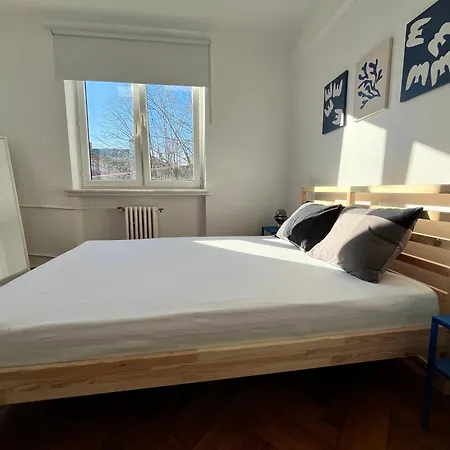 2 Bedrooms In The Heart Of The * Craiova