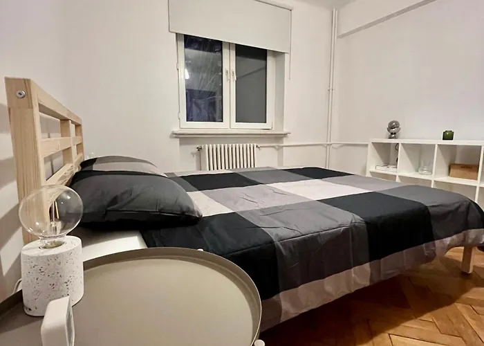 2 Bedrooms In The Heart Of The * Крайова
